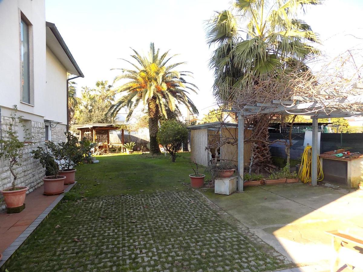 Casa Nuccia Gentili David Aparthotel Marina di Massa Εξωτερικό φωτογραφία